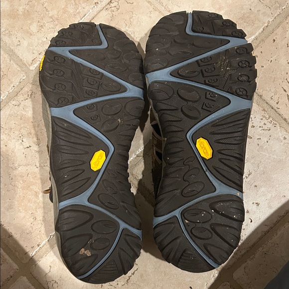 Merrell Sandals - Picture 5 of 9